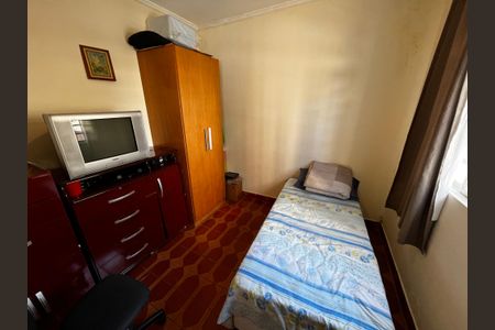 Casa à venda com 190m², 5 quartos e 2 vagas Casa à venda com 190m², 5 quartos e 2 vagasQuarto 1