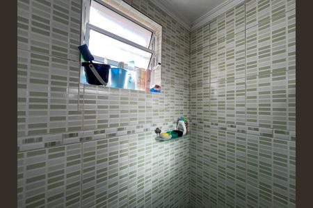 Casa à venda com 190m², 5 quartos e 2 vagas Casa à venda com 190m², 5 quartos e 2 vagasBanheiro 2