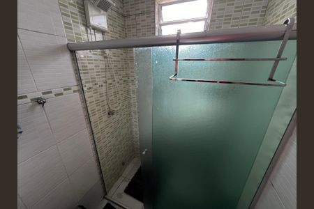 Casa à venda com 190m², 5 quartos e 2 vagas Casa à venda com 190m², 5 quartos e 2 vagasBanheiro 2