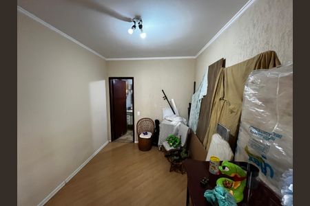 Casa à venda com 190m², 5 quartos e 2 vagas Casa à venda com 190m², 5 quartos e 2 vagasSuíte