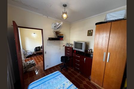 Casa à venda com 190m², 5 quartos e 2 vagas Casa à venda com 190m², 5 quartos e 2 vagasQuarto 1