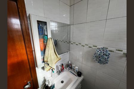 Casa à venda com 190m², 5 quartos e 2 vagas Casa à venda com 190m², 5 quartos e 2 vagasQuarto 5