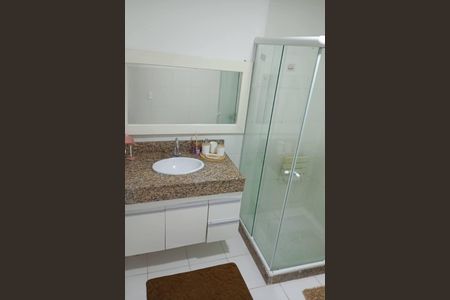 Banheiro de apartamento para alugar com 1 quarto, 45m² em Recreio dos Bandeirantes, Rio de Janeiro