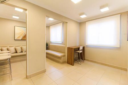 Apartamento à venda com 40m², 2 quartos e sem vagaÁrea comum - Salão de festas