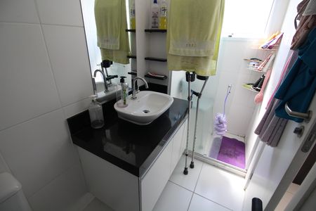 Apartamento para alugar com 70m², 2 quartos e 1 vagaBanheiro da Suíte