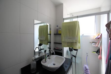 Apartamento para alugar com 70m², 2 quartos e 1 vagaBanheiro da Suíte