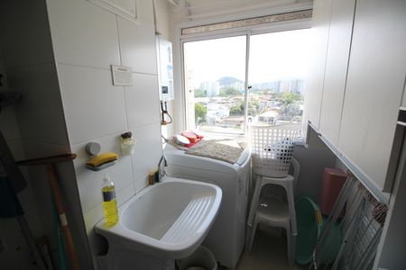 Apartamento para alugar com 70m², 2 quartos e 1 vagaÁrea de Serviço