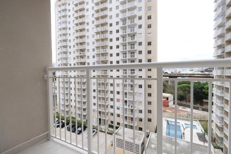 Sacada de apartamento para alugar com 2 quartos, 39m² em Guaiauna, São Paulo