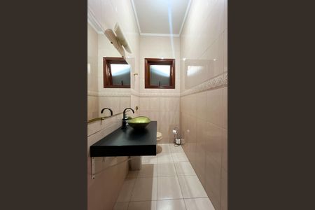 Casa à venda com 580m², 5 quartos e 11 vagasLavabo