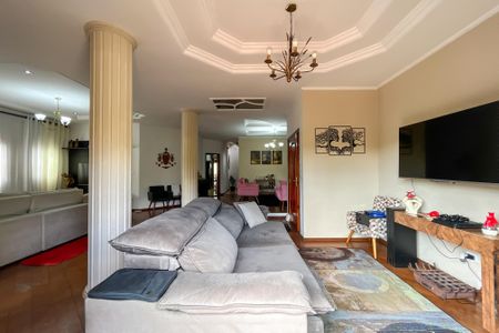 Casa à venda com 580m², 5 quartos e 11 vagasSala