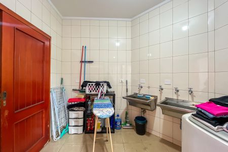 Casa à venda com 580m², 5 quartos e 11 vagasÁrea de Serviço