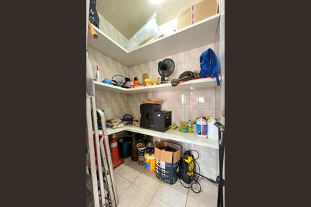 Casa à venda com 580m², 5 quartos e 11 vagasDespensa