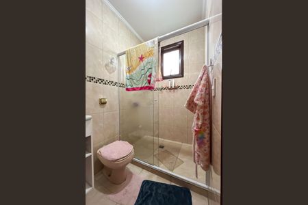 Casa à venda com 580m², 5 quartos e 11 vagasBanheiro da Suíte 2