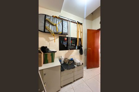 Casa à venda com 580m², 5 quartos e 11 vagasQuarto de Serviço