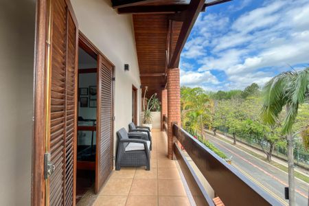 Casa à venda com 580m², 5 quartos e 11 vagasVaranda da Suíte 4a
