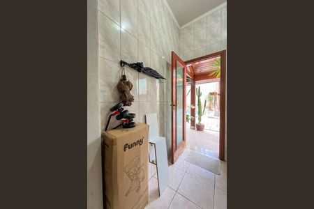 Casa à venda com 580m², 5 quartos e 11 vagasBanheiro de Serviço