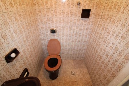 Casa à venda com 200m², 2 quartos e 4 vagasBanheiro da Suíte