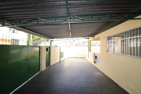 Casa à venda com 200m², 2 quartos e 4 vagasGaragem