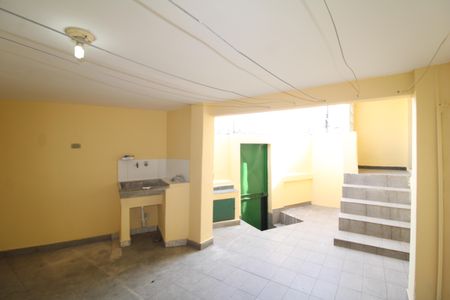 Casa à venda com 200m², 2 quartos e 4 vagasÁrea de Serviço