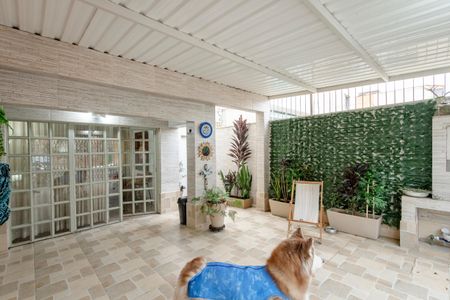 Casa à venda com 70m², 2 quartos e 2 vagasGaragem