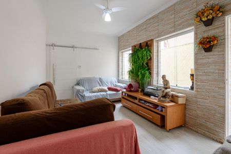 Sala 2 de casa à venda com 2 quartos, 70m² em Vila Congonhas, São Paulo