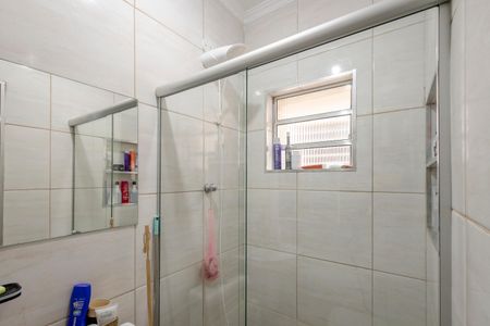 Casa à venda com 70m², 2 quartos e 2 vagasBanheiro da Suíte