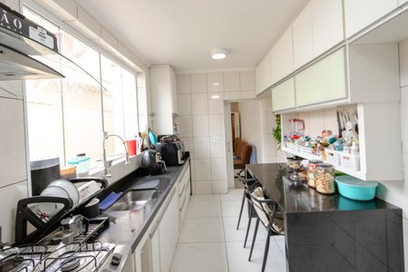 Casa à venda com 70m², 2 quartos e 2 vagasCozinha