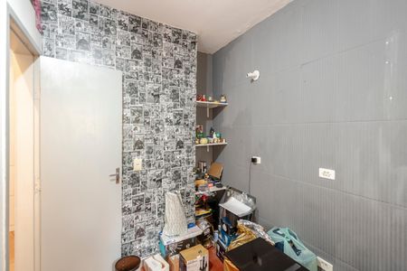 Casa à venda com 70m², 2 quartos e 2 vagasEdícula 1 / Quarto