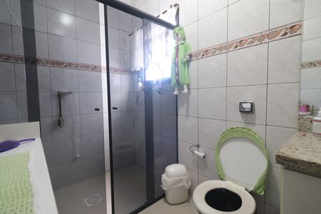 Casa à venda com 350m², 4 quartos e 2 vagasBanheiro