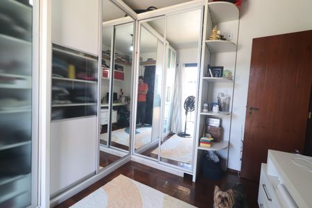 Casa à venda com 350m², 4 quartos e 2 vagasQuarto 3