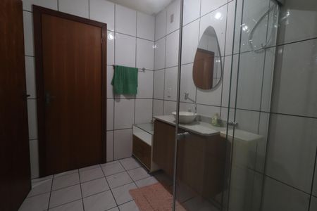 Casa à venda com 350m², 4 quartos e 2 vagasBanheiro