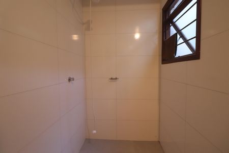 Casa à venda com 350m², 4 quartos e 2 vagasBanheiro