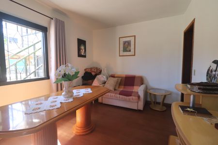 Casa à venda com 350m², 4 quartos e 2 vagasSala 2