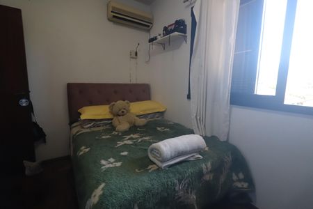 Casa à venda com 350m², 4 quartos e 2 vagasQuarto 4