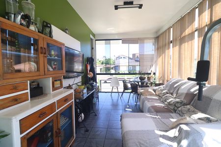 Casa à venda com 350m², 4 quartos e 2 vagasSala 3