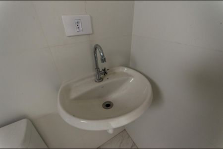 Studio para alugar com 36m², 1 quarto e sem vaga Studio para alugar com 36m², 1 quarto e sem vagaBanheiro Social