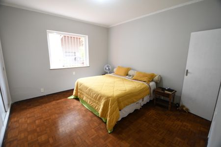 Casa para alugar com 252m², 3 quartos e 5 vagasSuíte