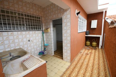 Casa para alugar com 252m², 3 quartos e 5 vagasÁrea de Serviço