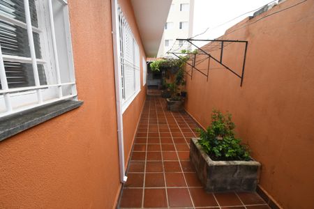 Casa para alugar com 252m², 3 quartos e 5 vagasCorredor