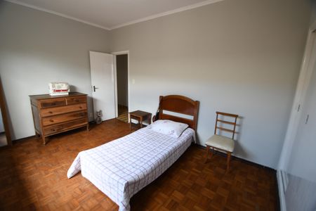 Casa para alugar com 252m², 3 quartos e 5 vagasQuarto 2