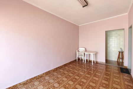 Casa à venda com 240m², 4 quartos e 6 vagas Casa à venda com 240m², 4 quartos e 6 vagasCobertura