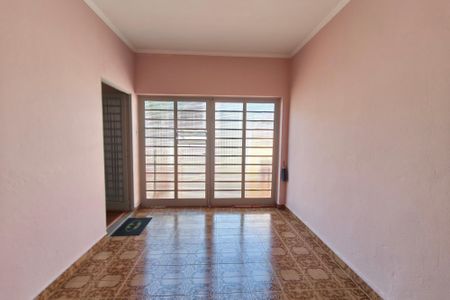 Casa à venda com 240m², 4 quartos e 6 vagas Casa à venda com 240m², 4 quartos e 6 vagasCobertura