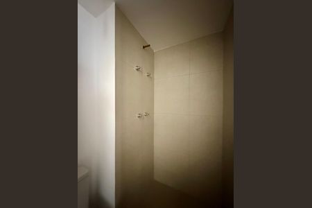 Apartamento à venda com 65m², 2 quartos e 1 vagaBanheiro Social