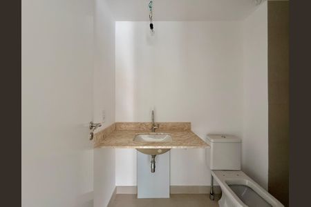 Apartamento à venda com 65m², 2 quartos e 1 vagaBanheiro da Suíte