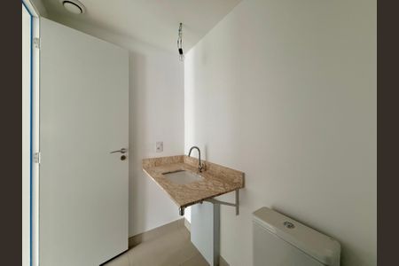 Apartamento à venda com 65m², 2 quartos e 1 vagaBanheiro da Suíte