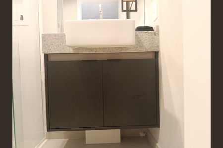 Studio à venda com 37m², 1 quarto e sem vaga Studio à venda com 37m², 1 quarto e sem vagaBanheiro