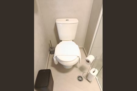 Studio à venda com 37m², 1 quarto e sem vaga Studio à venda com 37m², 1 quarto e sem vagaBanheiro