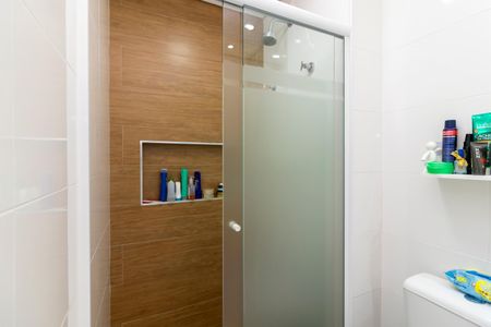 Apartamento para alugar com 61m², 2 quartos e 1 vaga Apartamento para alugar com 61m², 2 quartos e 1 vagaBanheiro 2