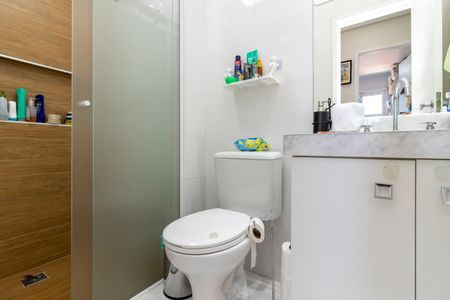 Apartamento para alugar com 61m², 2 quartos e 1 vaga Apartamento para alugar com 61m², 2 quartos e 1 vagaBanheiro 2