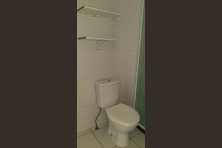 Apartamento à venda com 48m², 2 quartos e 1 vaga Apartamento à venda com 48m², 2 quartos e 1 vagaBanheiro